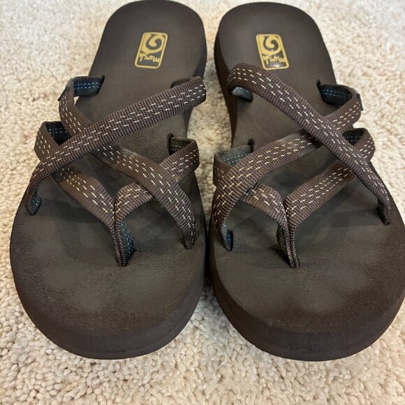 Teva Women's Olowahu Dark Brown Light Brown Flip-Flop Sandal Size 7 - Picture 4 of 13